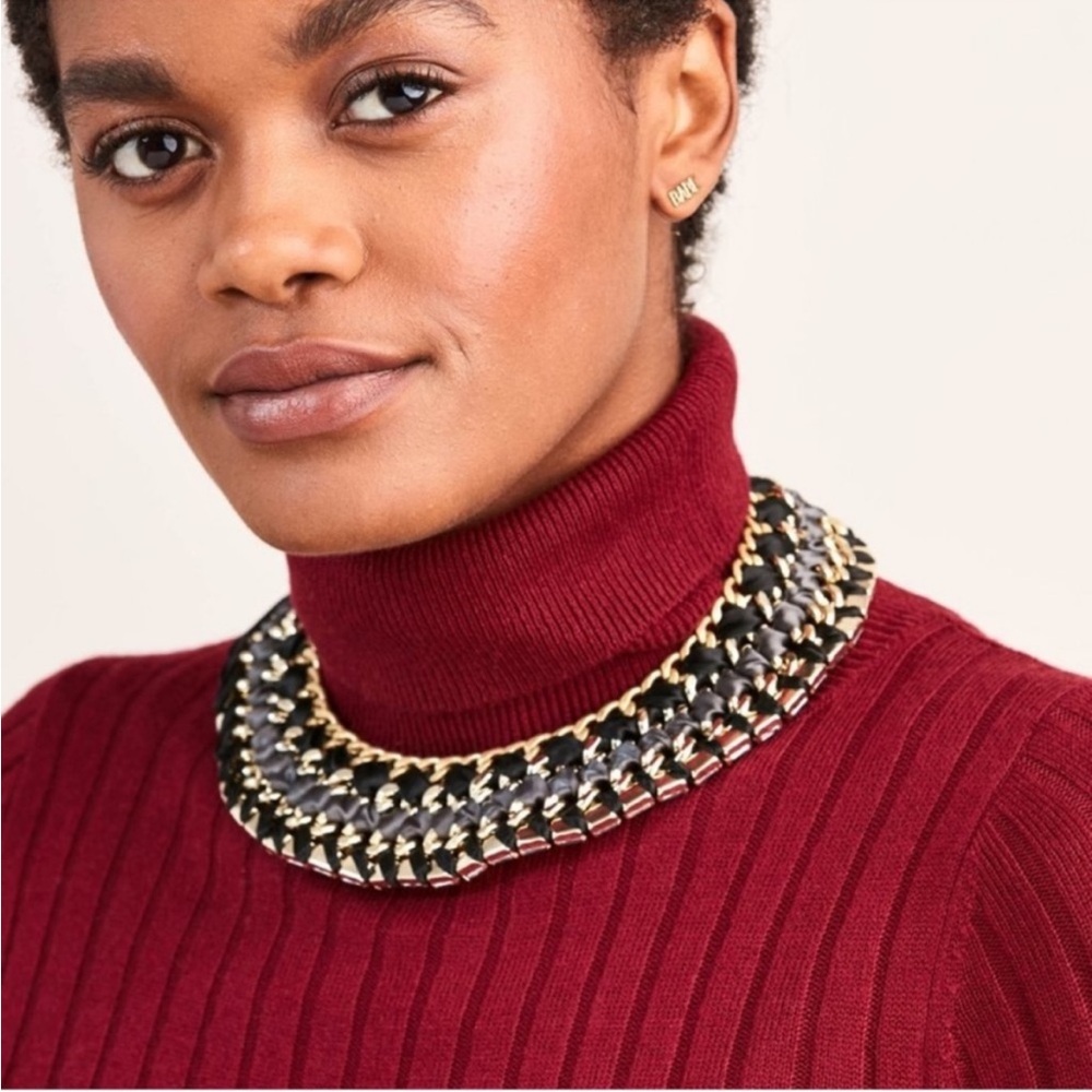Retired Stella & Dot Tempest Bib Necklace - Picture 12 of 16